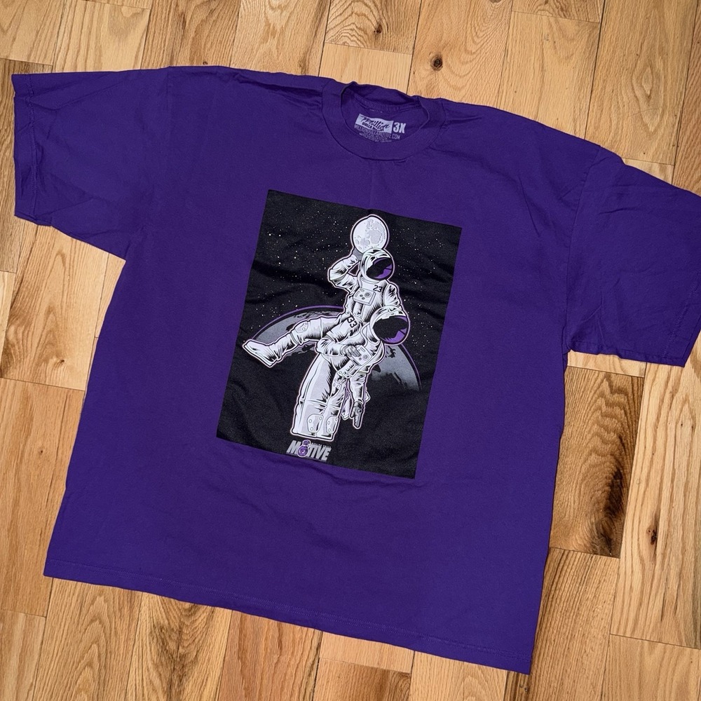 Million Dolla Motive Mens Purple Graphic T-Shirt Size 3XL